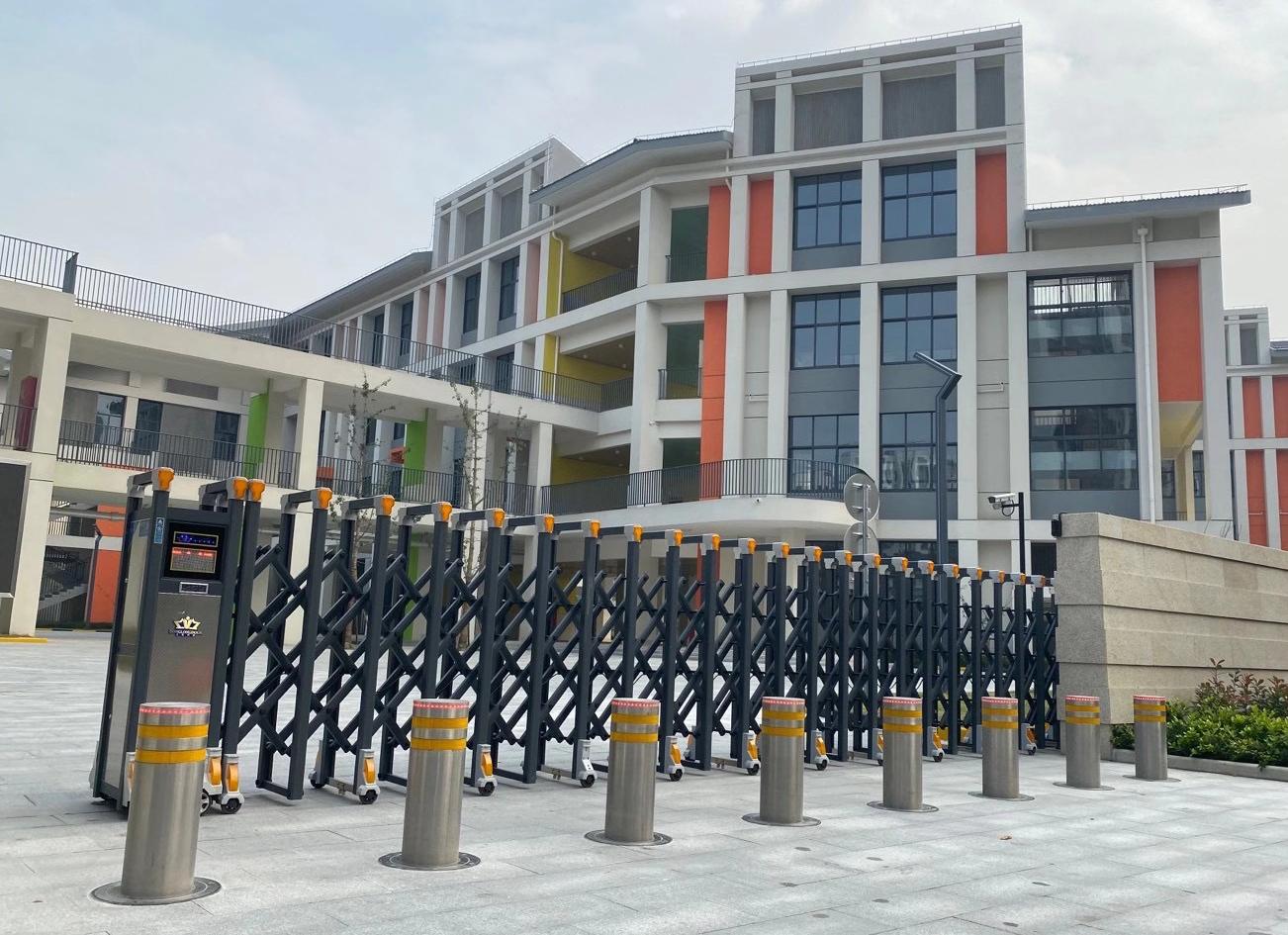 学校